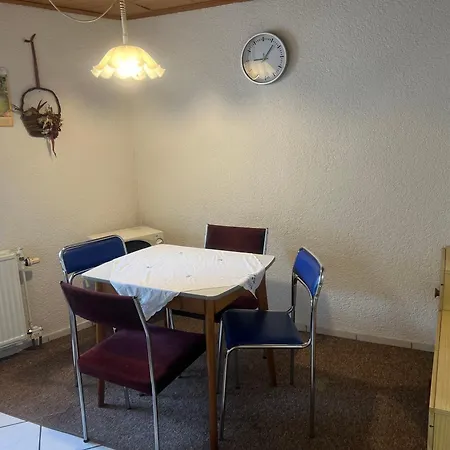 Ferienwohnung * Munchenbernsdorf